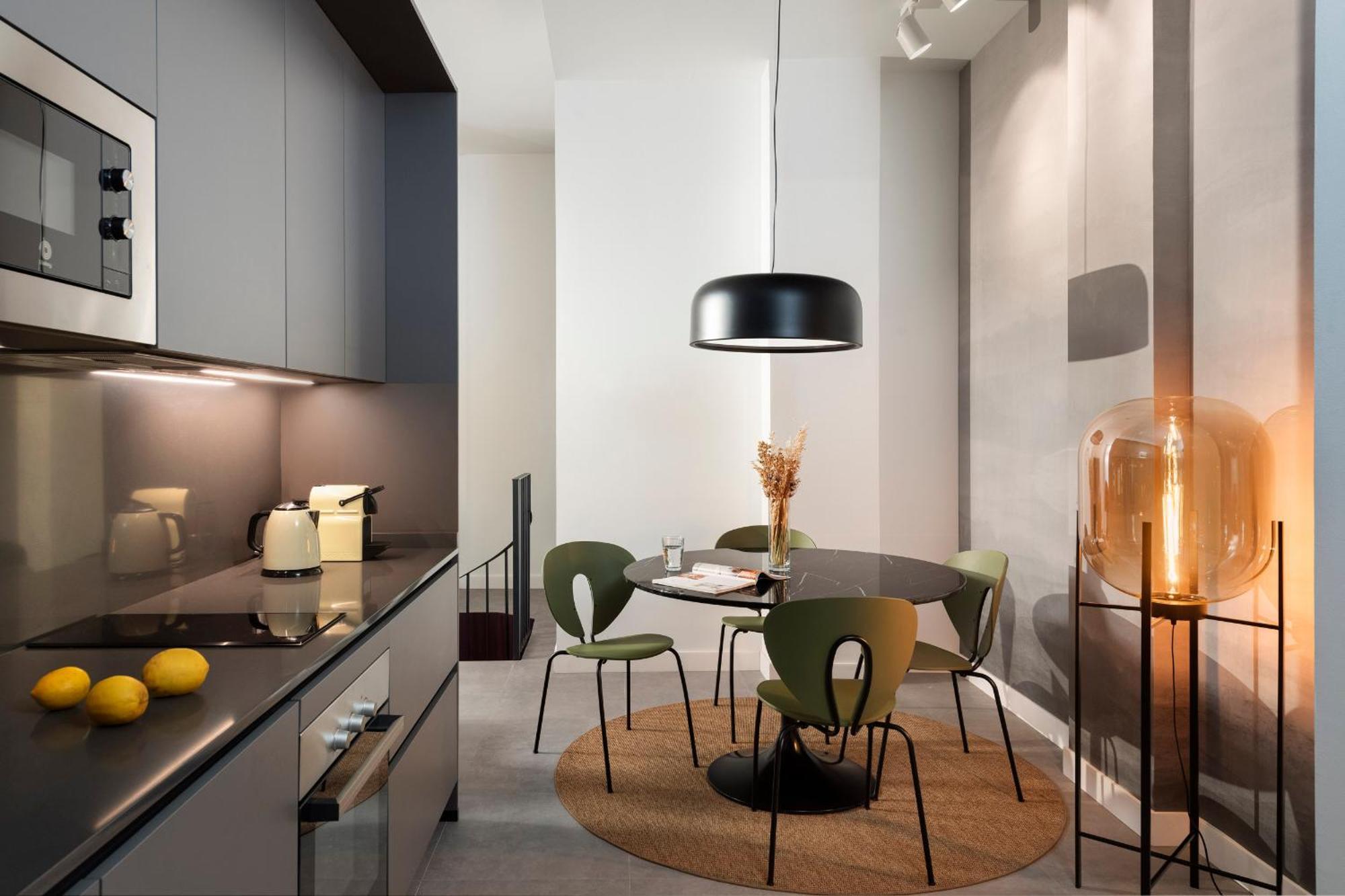 סביליה Monkeys Apartments Trastamara Billiard Room מראה חיצוני תמונה
